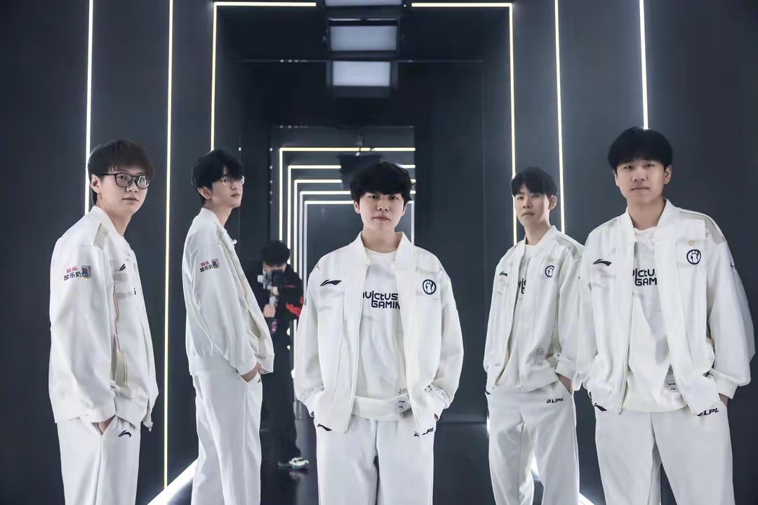 了教练组的 了教练组的